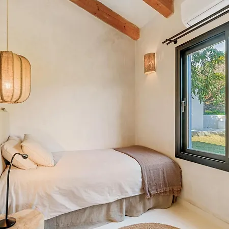Jasmine - Pool, Sauna, Garden & Sea View Villa Estepona