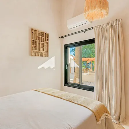 Jasmine - Pool, Sauna, Garden & Sea View Estepona