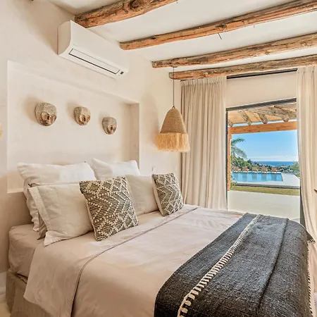 Jasmine - Pool, Sauna, Garden & Sea View Villa Estepona