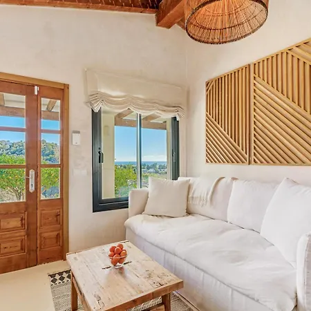 Jasmine - Pool, Sauna, Garden & Sea View Estepona