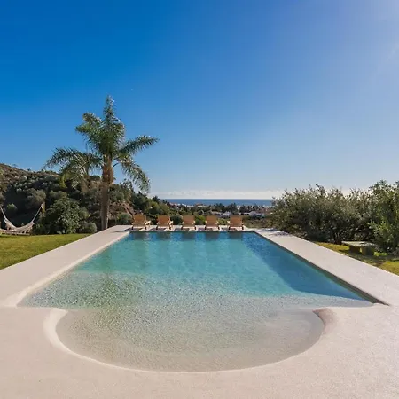 Jasmine - Pool, Sauna, Garden & Sea View Villa Estepona